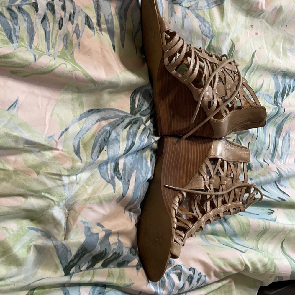 Cream summer sandals